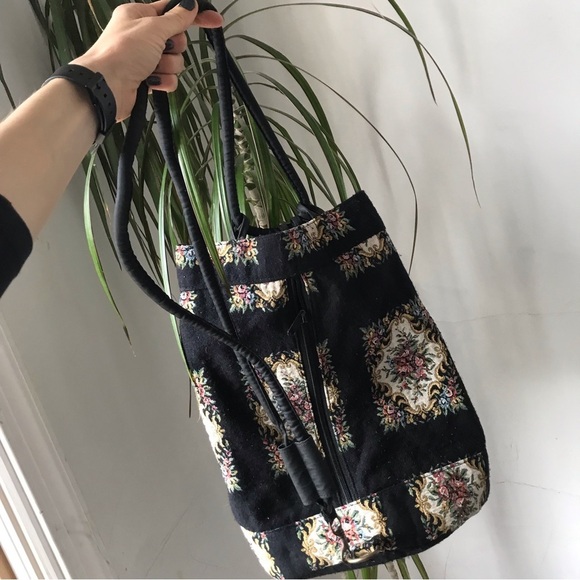 KENNETH COLE RARE Set of Women’s Embroidered Floral Canvas Backpack + Wallet M - Picture 4 of 12